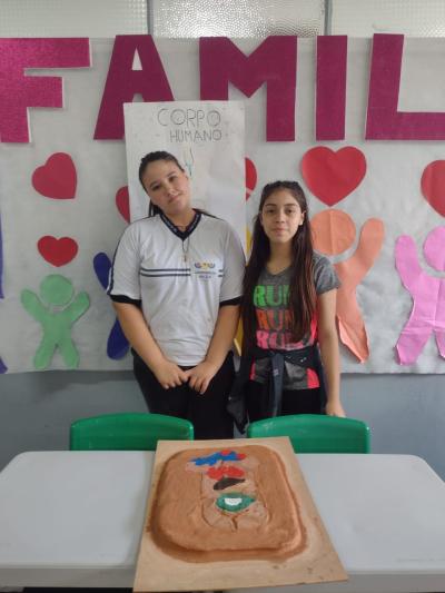 Escola LeocÃ¡dio JosÃ© Correia realizou a Feira de CiÃªncias com os Alunos do 5Âº ano